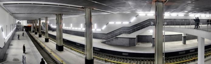 метро «Мякинино» 