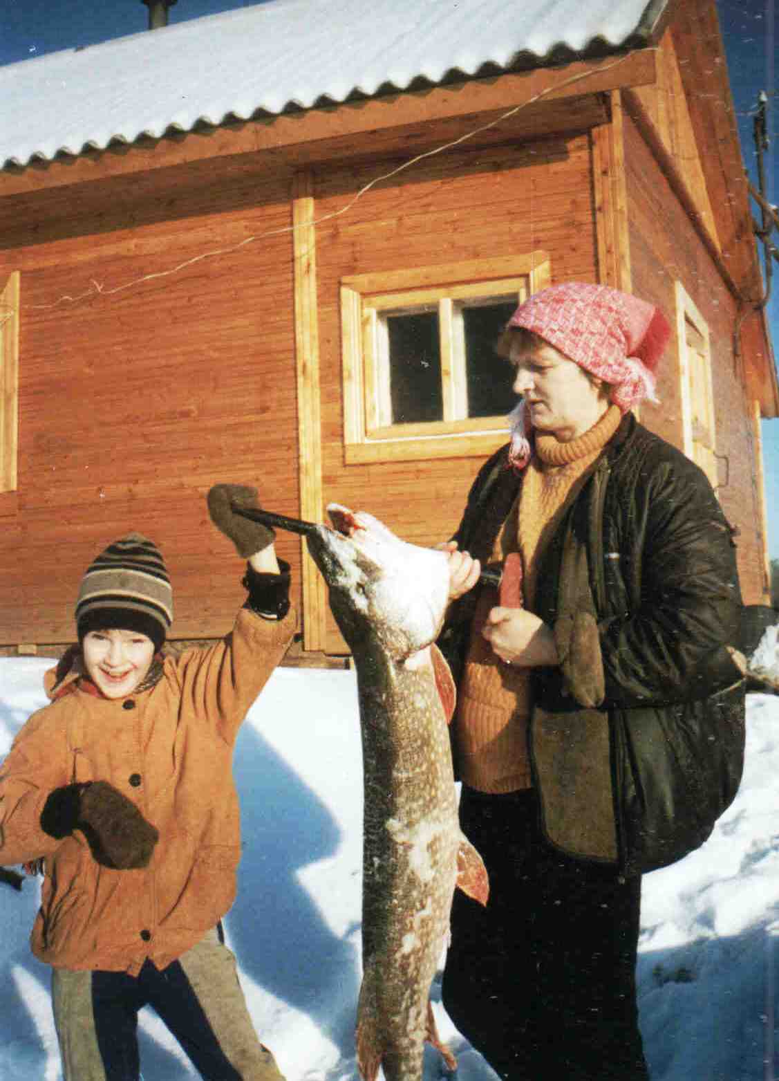 1996, д. Берег, Доника (Белая) Галина Васильевна, щука 9 кг, поймана на Вычегде.