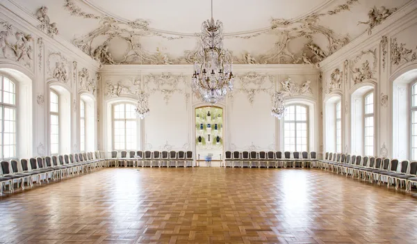 Большой зал ballroom в Рундальский дворец, Латвия — стоковое фото
